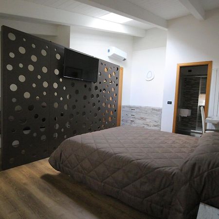 קלוזונה Albergo Antica Locanda מראה חיצוני תמונה