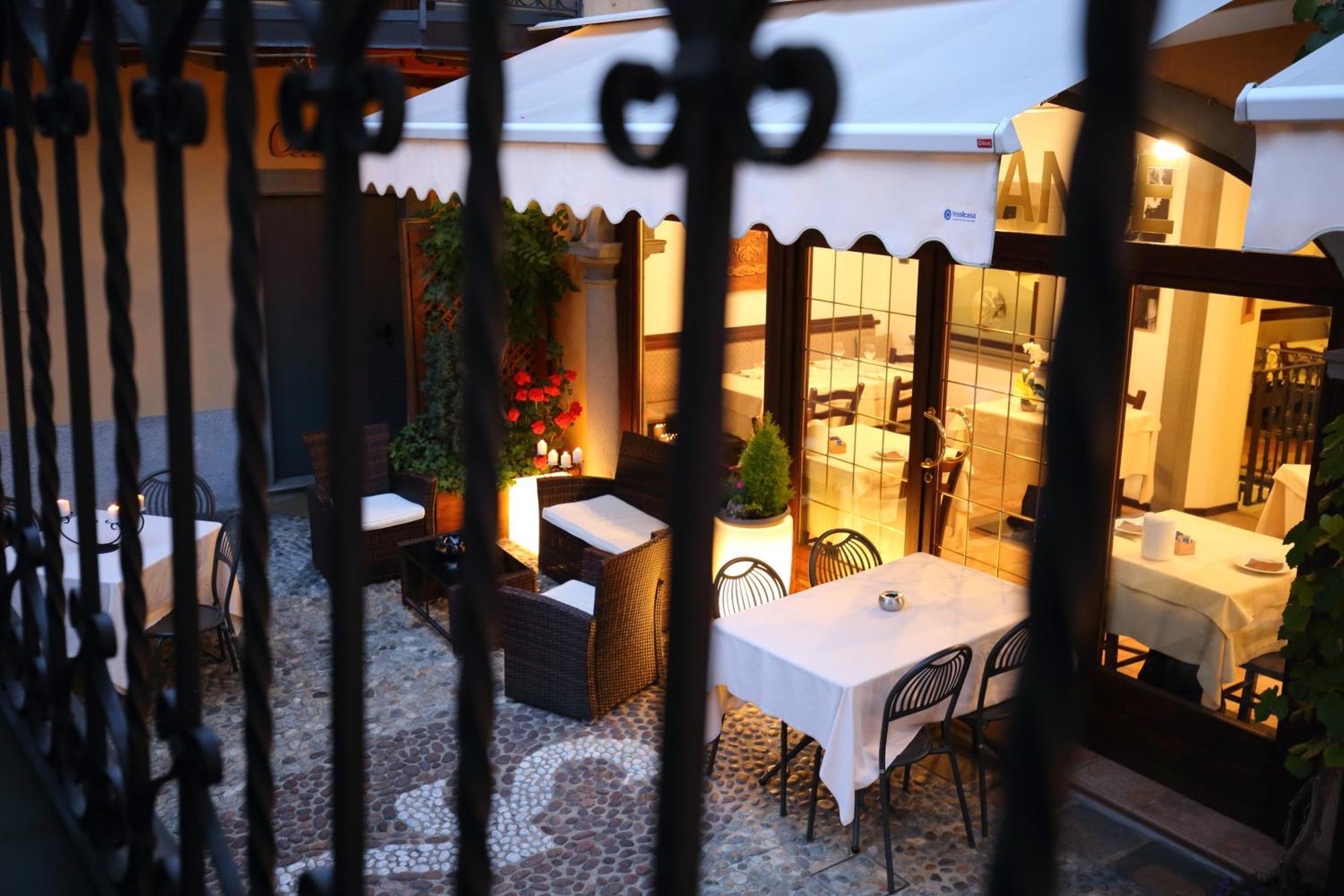 קלוזונה Albergo Antica Locanda מראה חיצוני תמונה