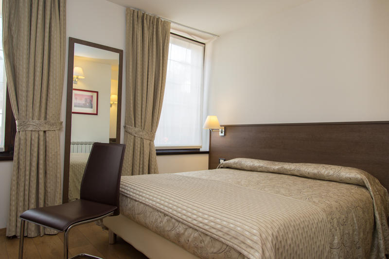 קלוזונה Albergo Antica Locanda מראה חיצוני תמונה